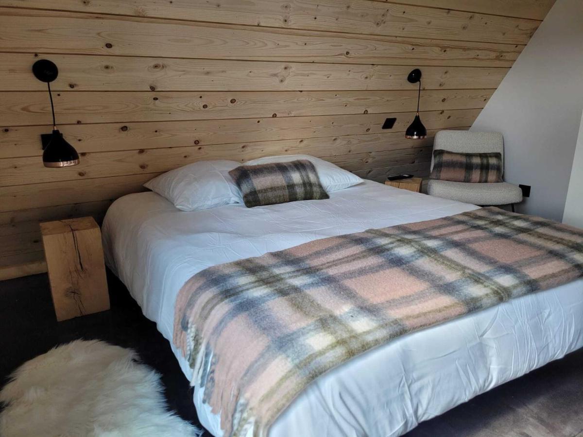 Les Deltas Du Lac Chambon-sur-Lac Room photo